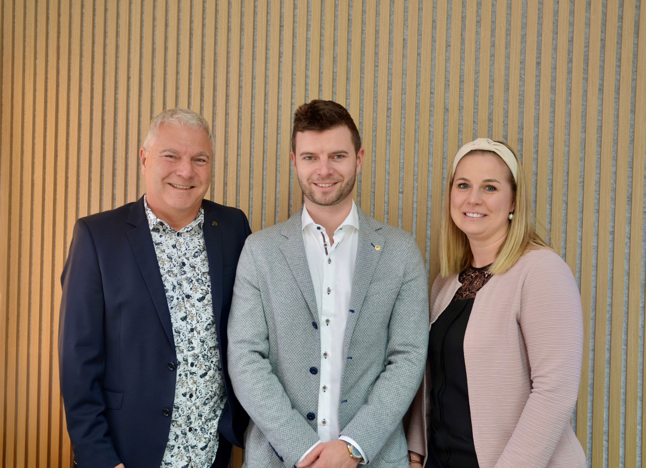 Gruppenfoto-bearbeitet